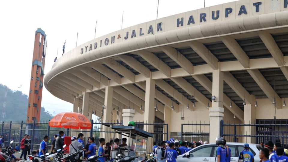 Stadion Si Jalak Harupat kembali digunakan Persib Bandung. Copyright: © Ratno Prasetyo/INDOSPORT